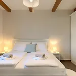 Beautiful Jurasi With Outdoor Pool In Tinjan * Muntrilj