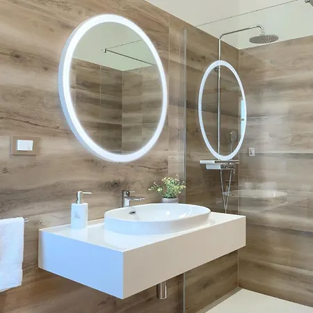 Вилла Beautiful Jurasi With Outdoor Pool In Tinjan