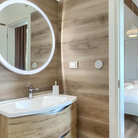Вилла Beautiful Jurasi With Outdoor Pool In Tinjan